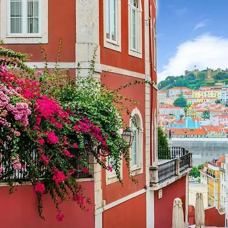 Duque 2br Flat At Historical Chiado Лиссабон