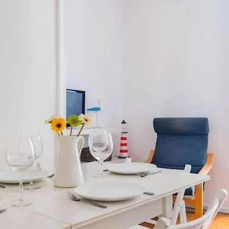 Duque 2br Flat At Historical Chiado Daire *