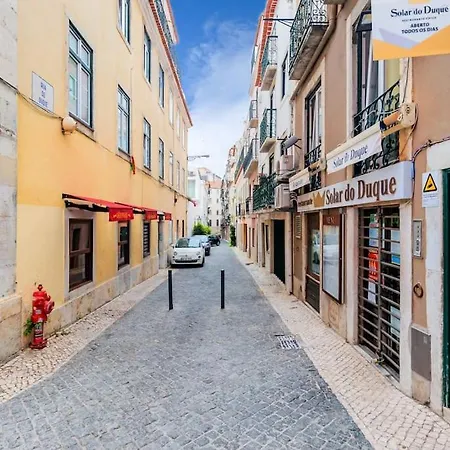 Duque 2br Flat At Historical Chiado Daire Lisboa