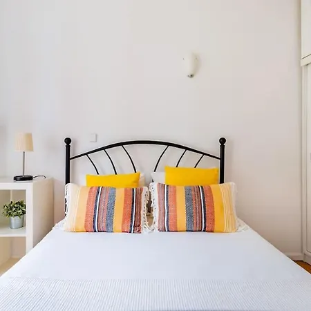 Daire Duque 2br Flat At Historical Chiado