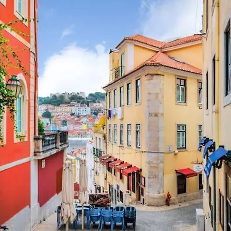 Duque 2br Flat At Historical Chiado